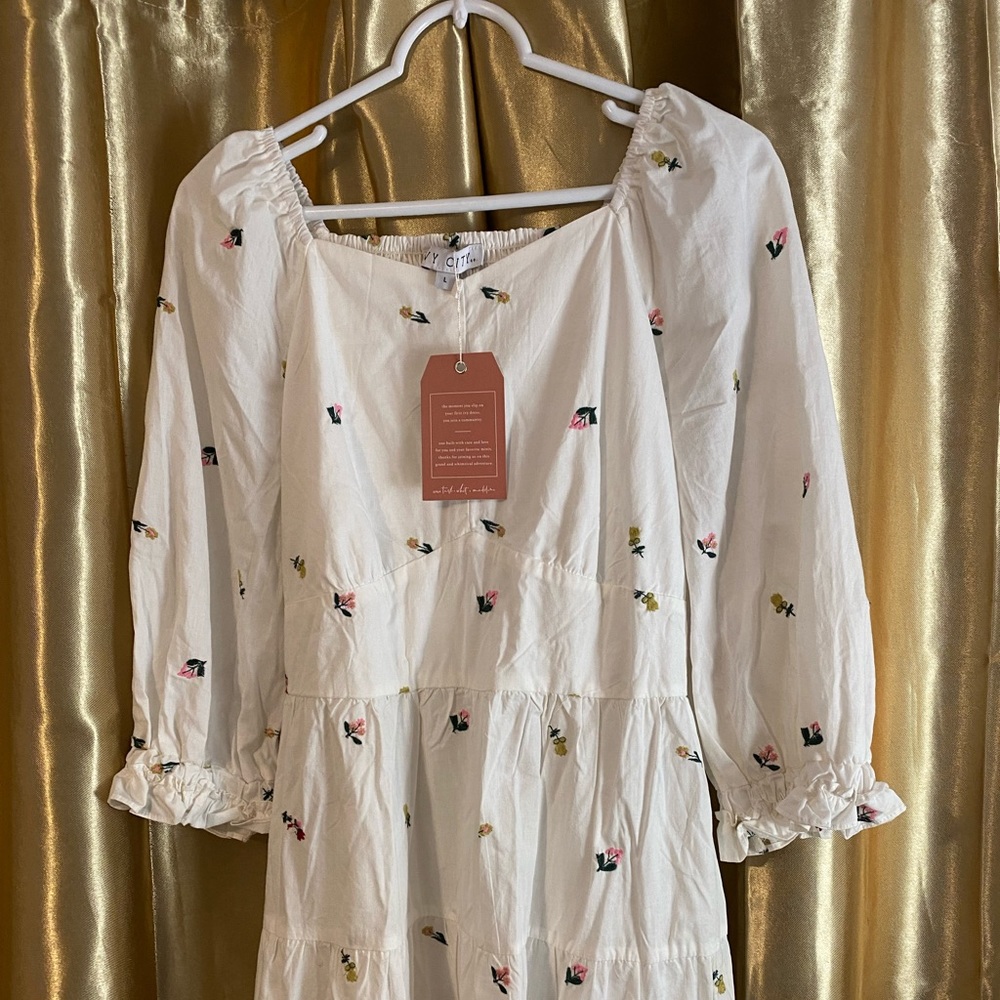 Ivy City Co Chloe Bloom Dress NWT